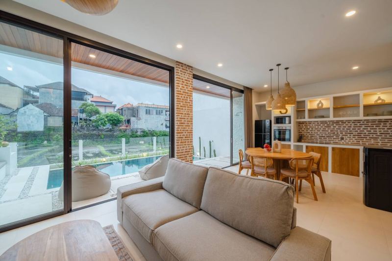 3-Bedroom Villa in Padonan with Rice Field View