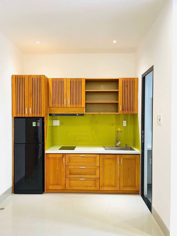 Studio room on Nguyen Van Thoai