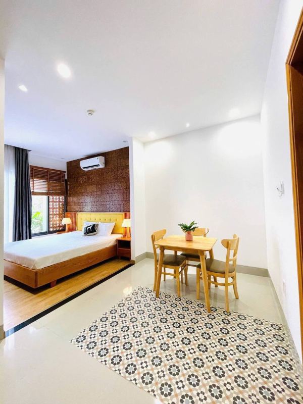 Studio room on Nguyen Van Thoai