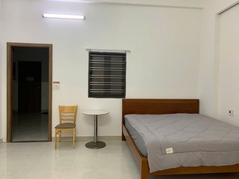 Studio with Separate Kitchen on Balcony on Hoang Bich Son Street
