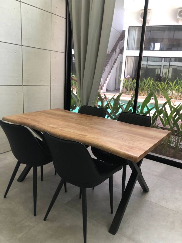 1-Bedroom Loft Apartment