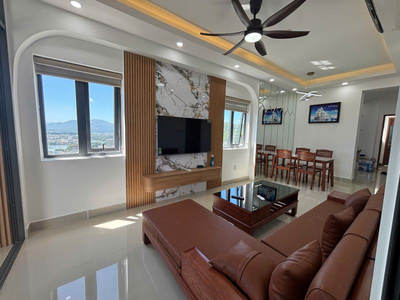 3-Bedroom Apartment in Napoleon Castle