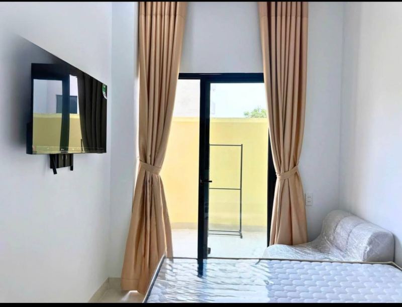 Studio with Balcony in Ha Quang 1