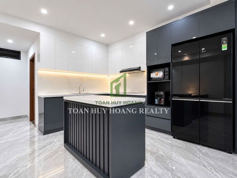 3BR House with Front Yard, Hai Chau | D802