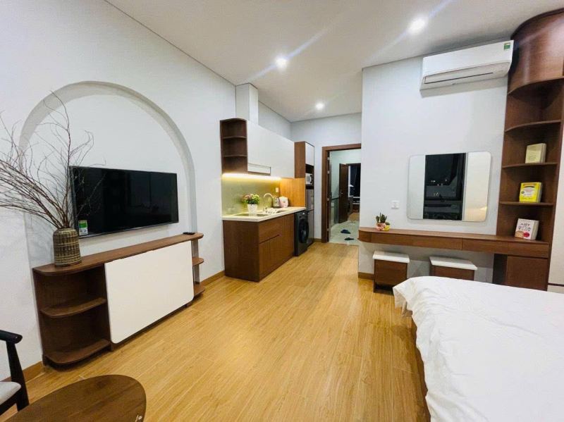 Studio apartment on Le Quang Dao, My An