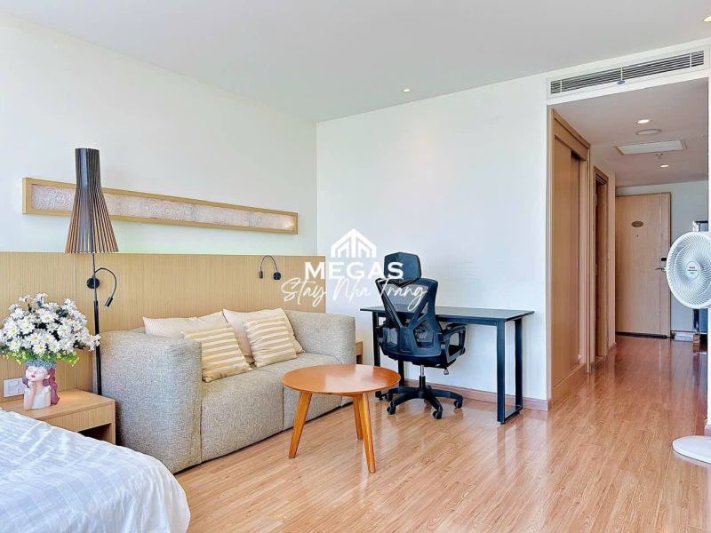 1-Bedroom Luxury Apartment at Star City
