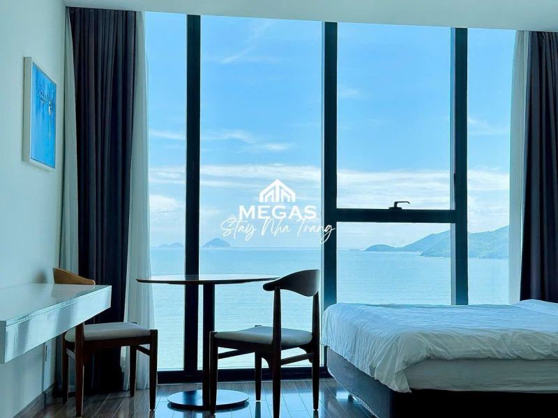 1-Bedroom Luxury Apartment at Star City
