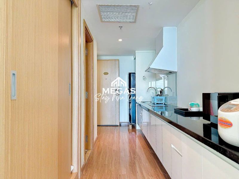 1-Bedroom Luxury Apartment at Star City