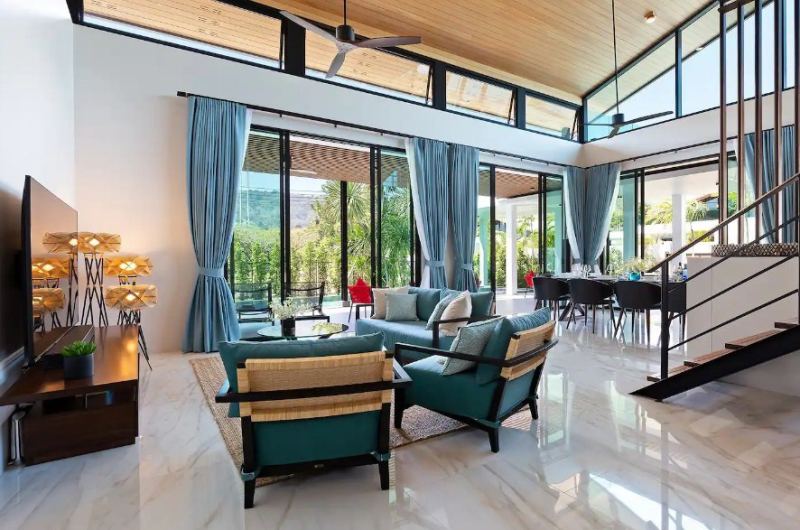 5-Bedroom Villa in Nai Harn with Pool