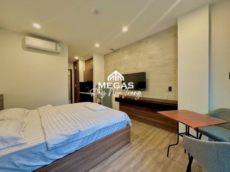 High-Class Studio Apartment Near the Beach