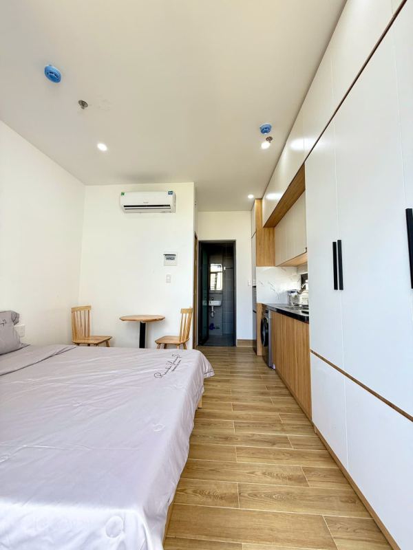 Studio Apartment with Balcony in FPT Area