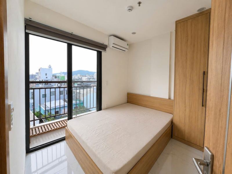 2-bedroom 1-bathroom apartment on Ly Thai To street
