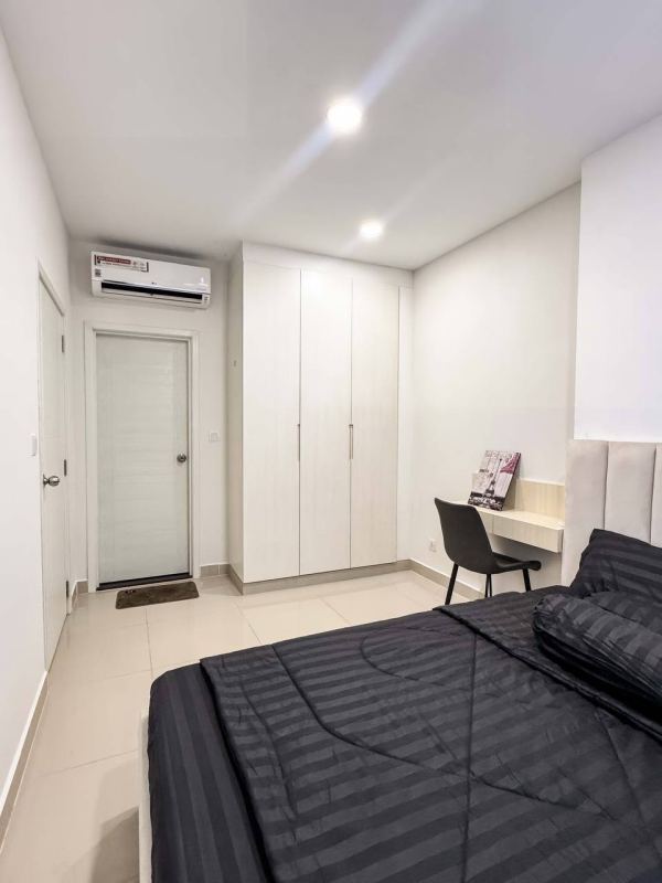 1BR Apartment in Park Land TK