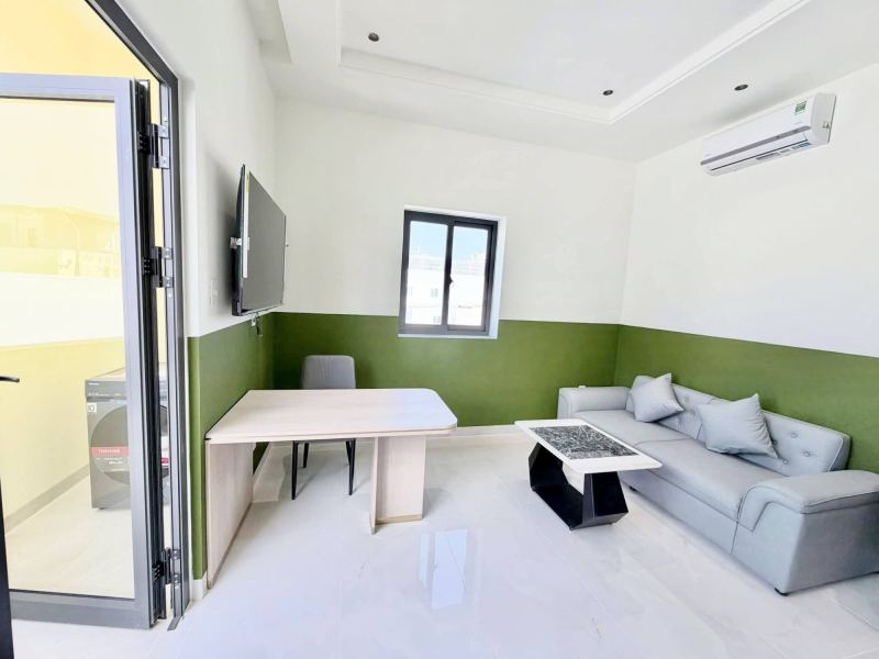 1-Bedroom Apartment with Balcony