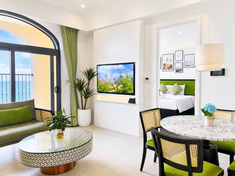 2-bedroom apartment in Sunset Town