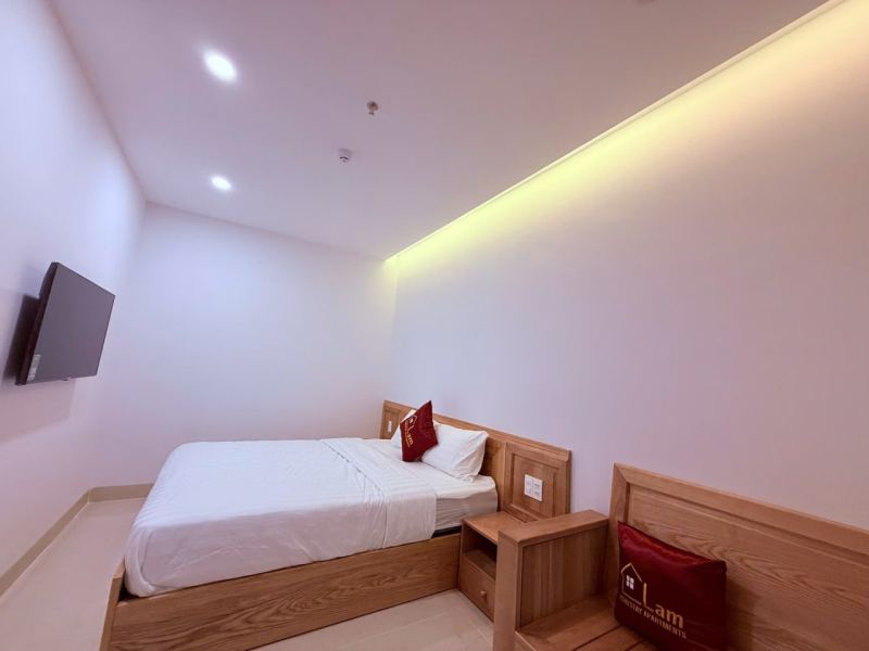 1-Bedroom Apartment with Balcony on An Cu 5 Street (Room 201)