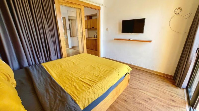 1-bedroom apartment with balcony on Le Thuoc street