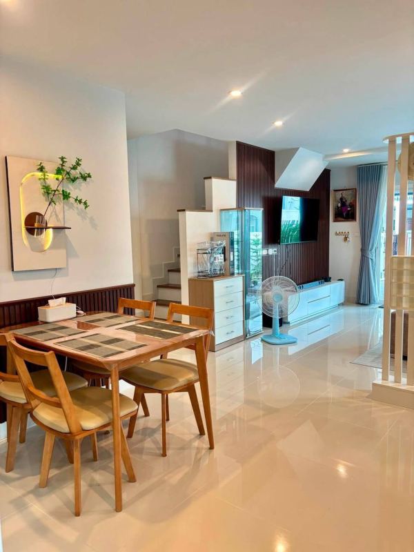 3-bedroom house in Supalai Bella Wichit