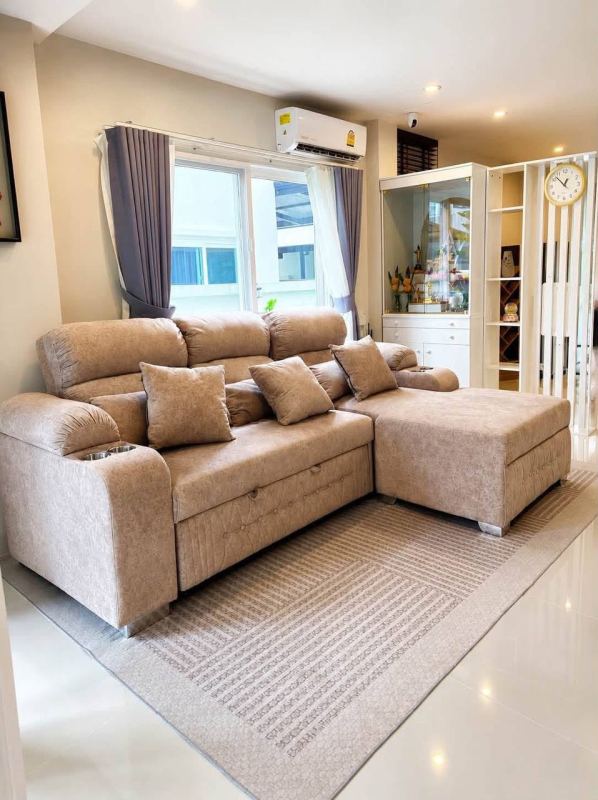 3-bedroom house in Supalai Bella Wichit