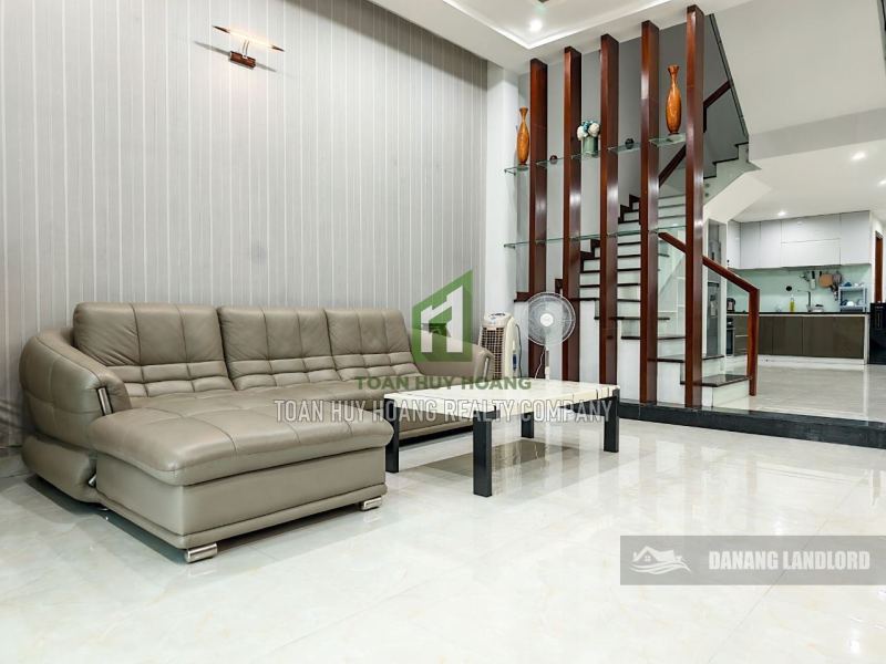 3BR House in Euro Village