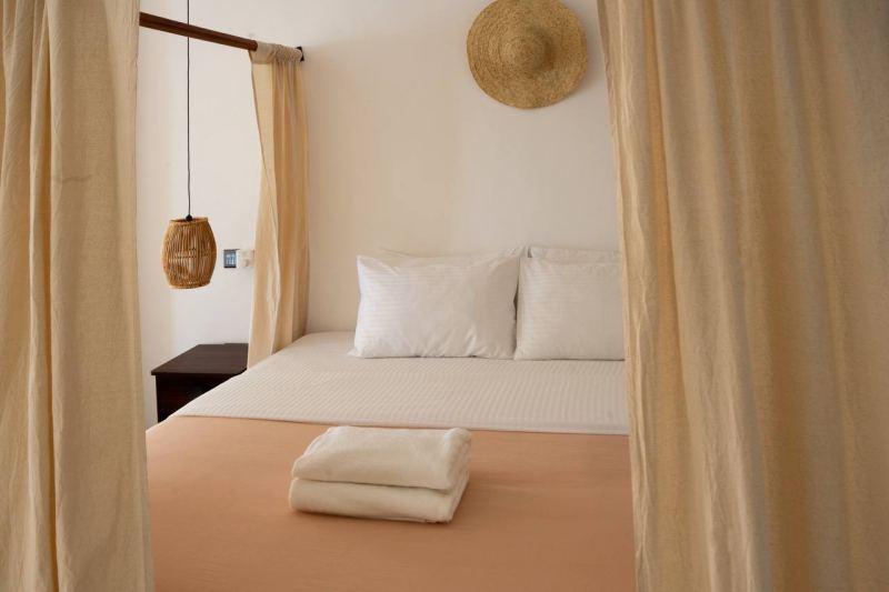 Studio apartment near Koggala Lake