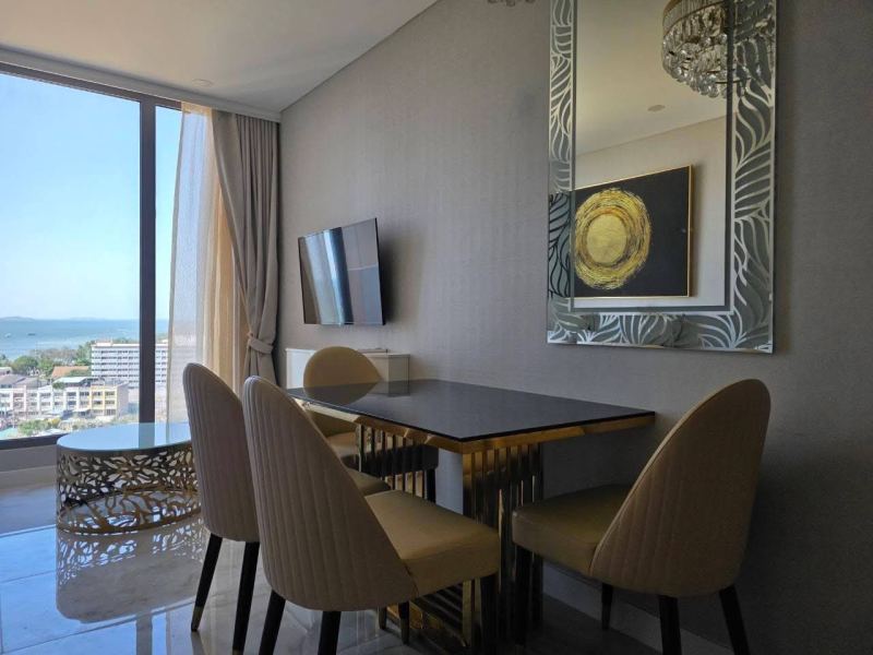 1-Bedroom Apartment in Copacabana Condo