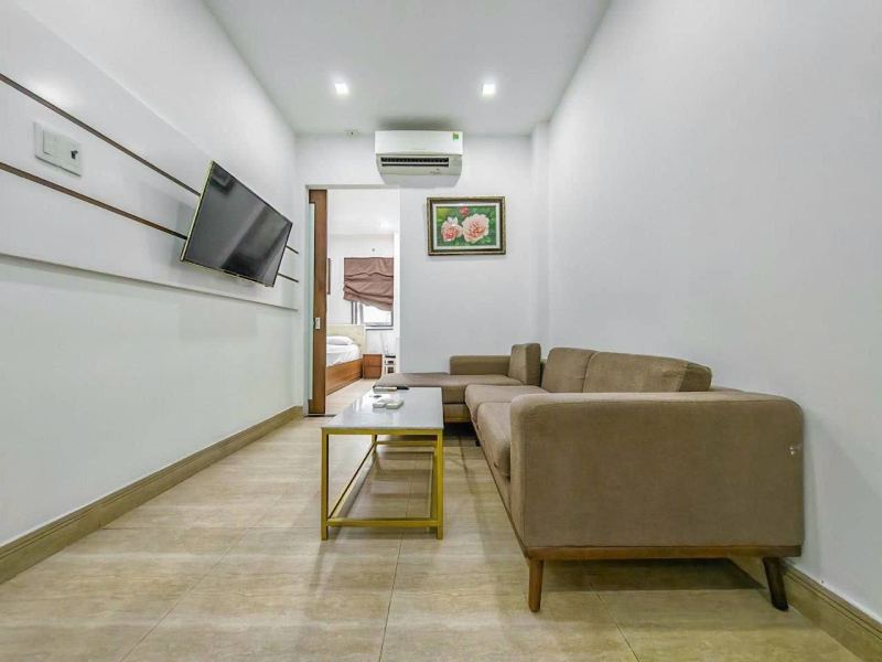 2BR Apartment on Cao Ba Quat Street