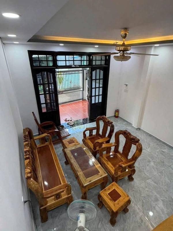 3-Bedroom House in Hon Xhen