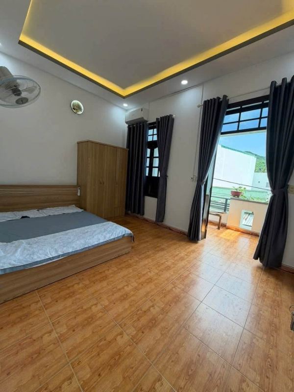 3-Bedroom House in Hon Xhen