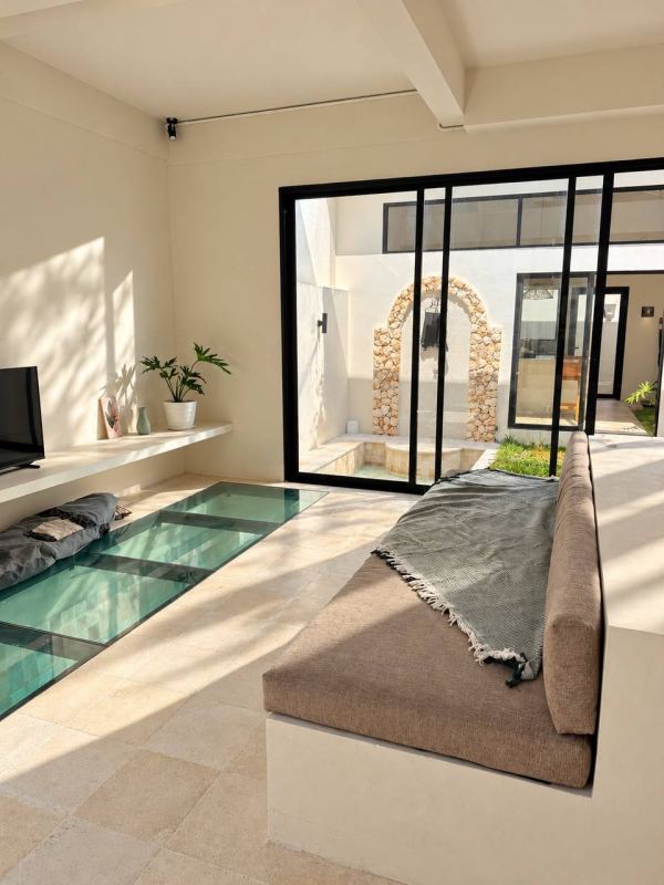 Private room in villa in Bukit Ungasan