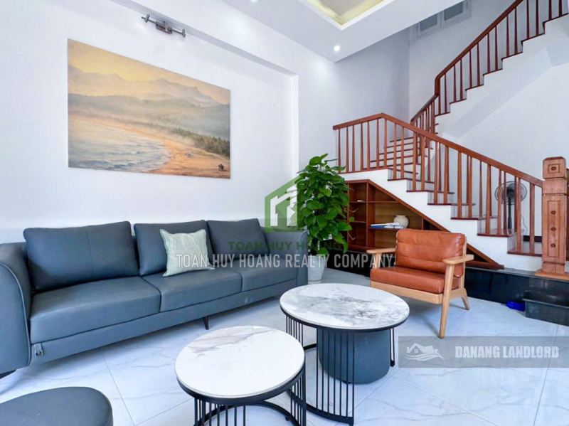 4-Bedroom Villa in Nam Viet A