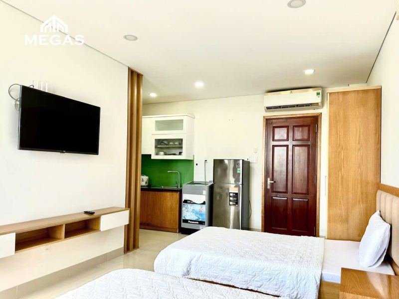 Studio Apartment with Balcony in Acc Vuon Xoai