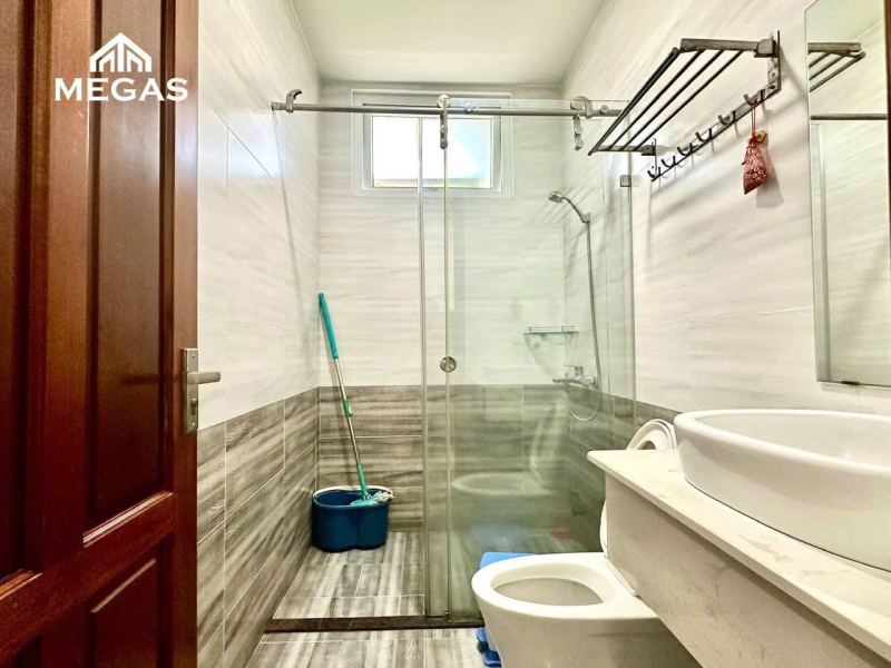 Studio Apartment with Balcony in Acc Vuon Xoai
