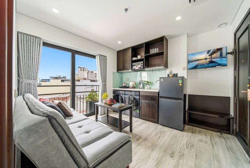 1 BEDROOM APARTMENT IN SON TRA - POOL IN BUILDING