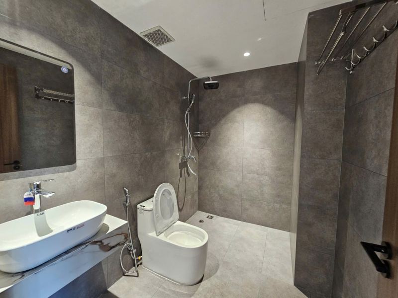1-Bedroom Apartment 302 on Khue My Dong 15 Street