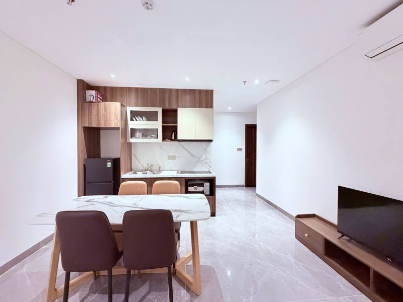 2 Bedroom Apartment on Tran Phu Street