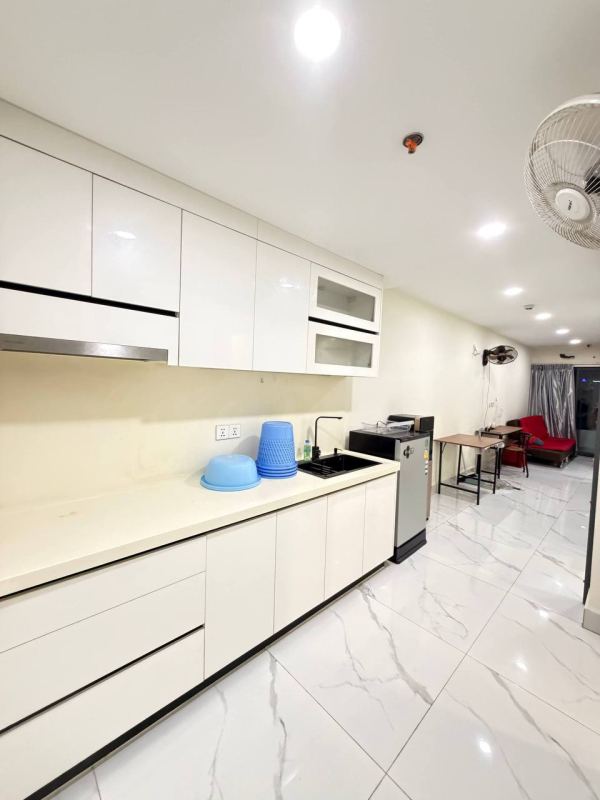 2-Bedroom Condo near Vanda Institute
