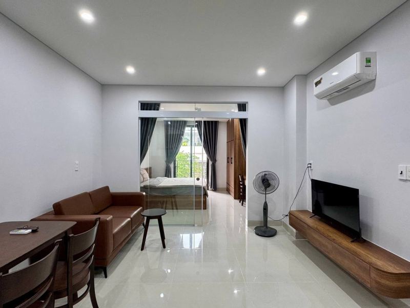 Brand New 1BR apartment in Duong Tri Trach