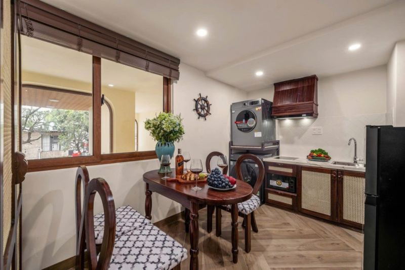 1-Bedroom Apartment with Pool on An Thuong 34 Street