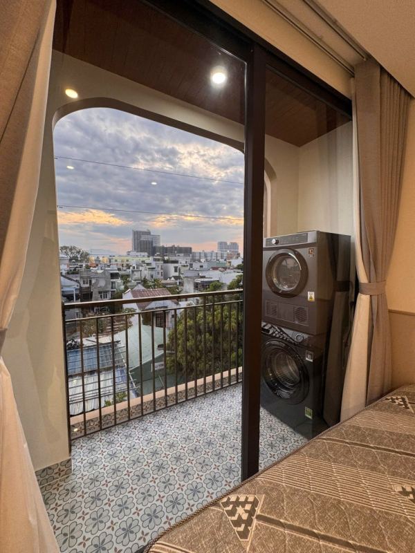 Brand New 1-Bedroom Apartment on Nguyen Thien Ke