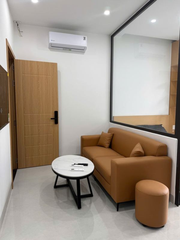 1‑Bedroom Apartment with Balcony, Nguyen Xuan Khoat
