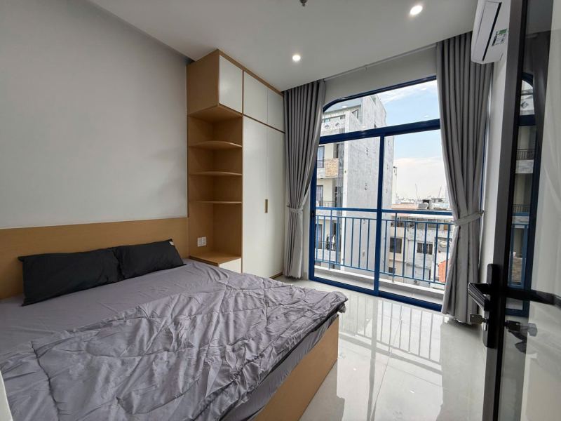 1‑Bedroom Apartment with Balcony, Nguyen Xuan Khoat