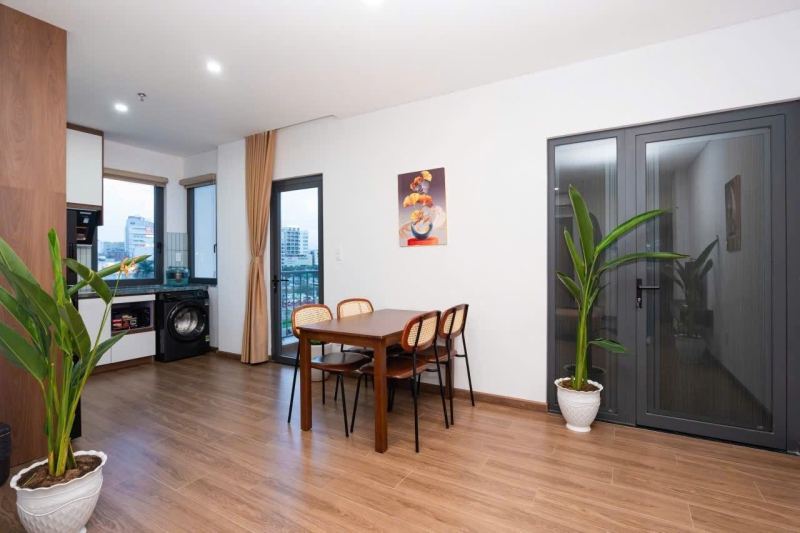2 Bedroom Apartment with Pool