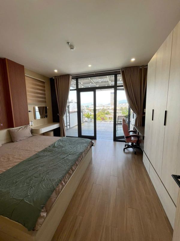 Penthouse 1 Bedroom My Khe Beach