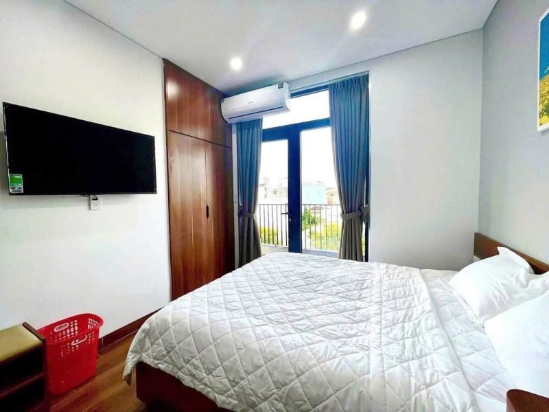 1BR apartment in Khue My on Doan Khue