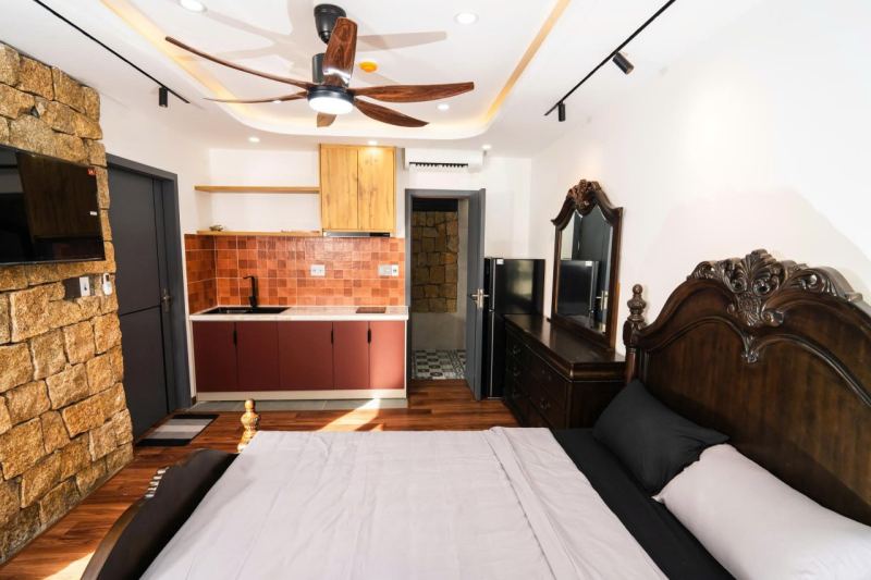 Studio on Tran Duy Chien Street