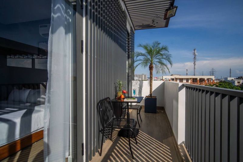 Luxury Studio Apartment in My An