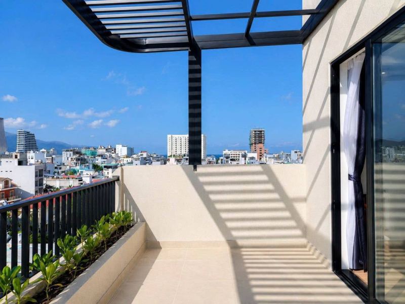 2BR Penthouse Apartment in Son Tra
