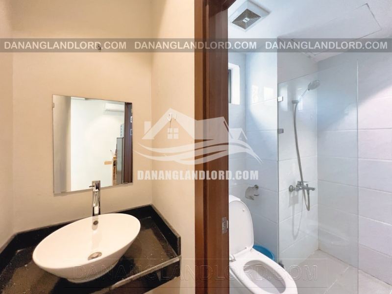 2 Bedroom Apartment on Tran Van Du Street