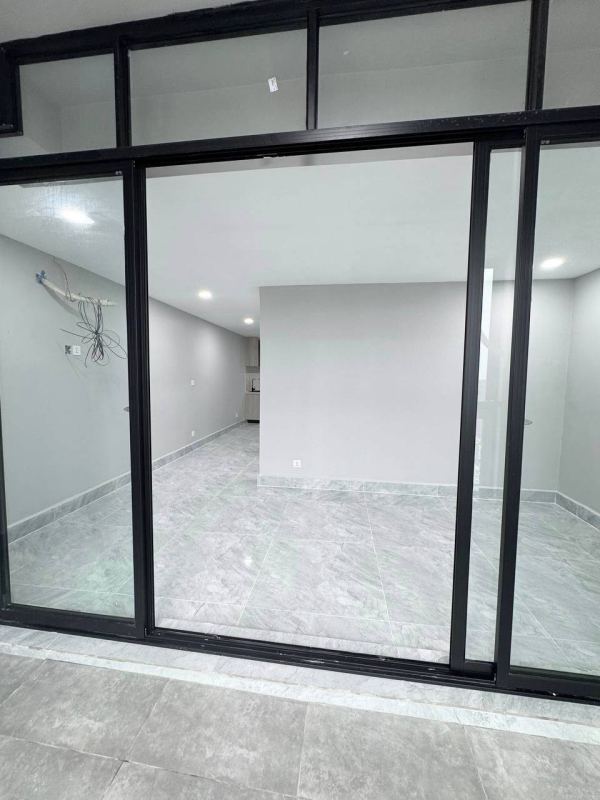 1-bedroom condo in UK Condo 271